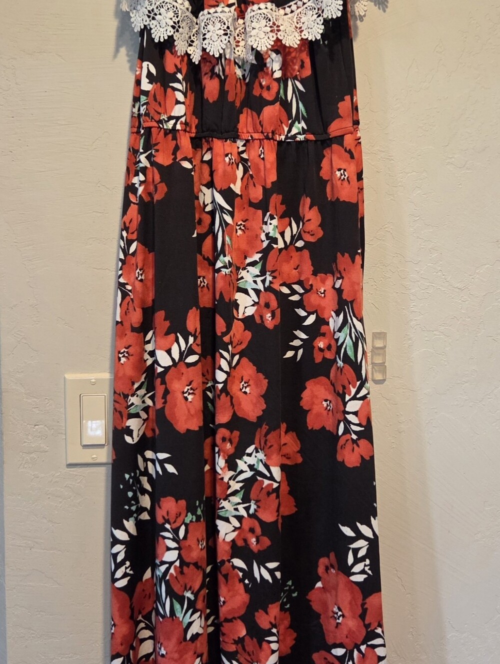 Like New Size L Floral Off Shoulder Maxi Dress By ME 2 MAGIC